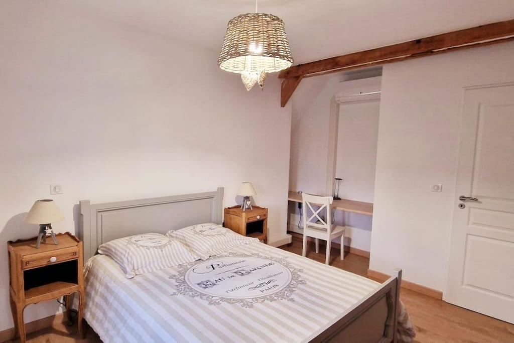 Appartement Charmant Et Spacieux Auxerre Eksteriør bilde