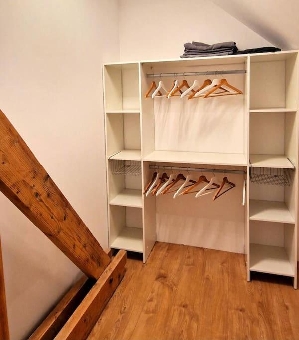 Appartement Charmant Et Spacieux Auxerre Eksteriør bilde