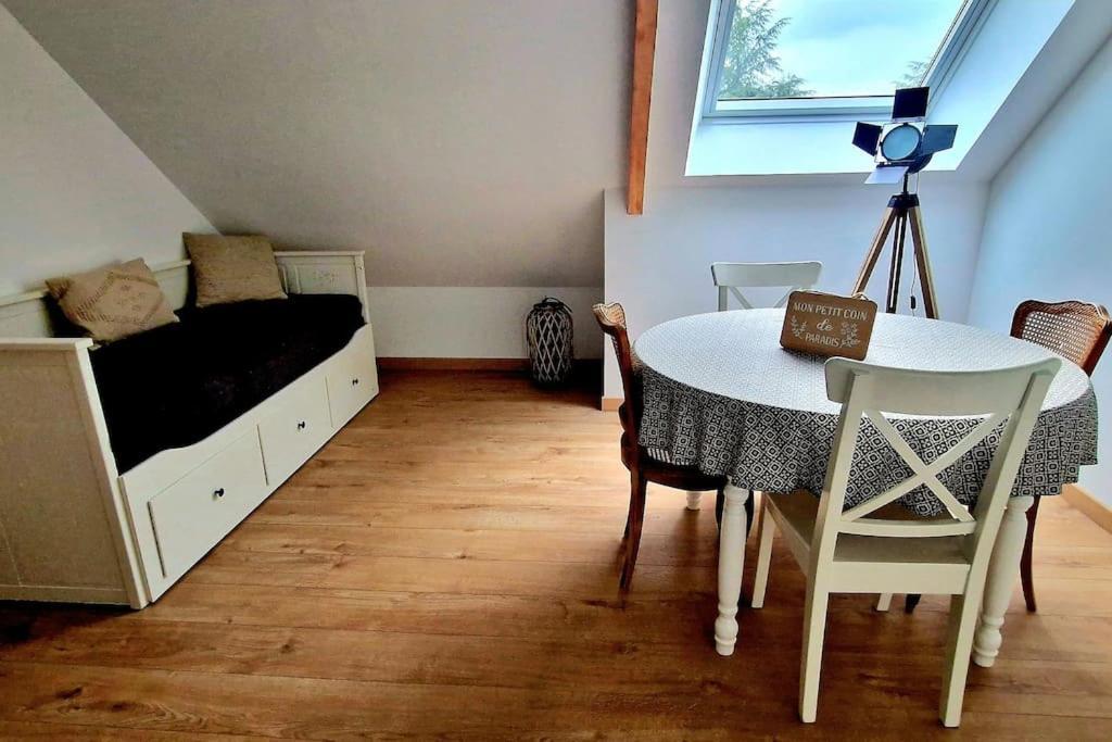 Appartement Charmant Et Spacieux Auxerre Eksteriør bilde